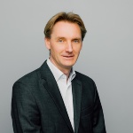 Dieses Bild zeigt Dr. Dirk Schwede